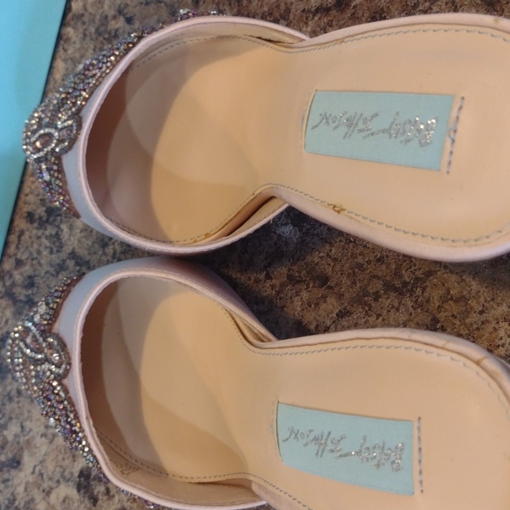 Blue By Betsy Johnson Blush Coset Embellished Heeled Wedding Mules size 7.5 - Picture 4 of 16